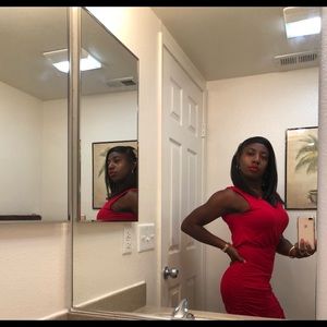 Stunning knee length dress